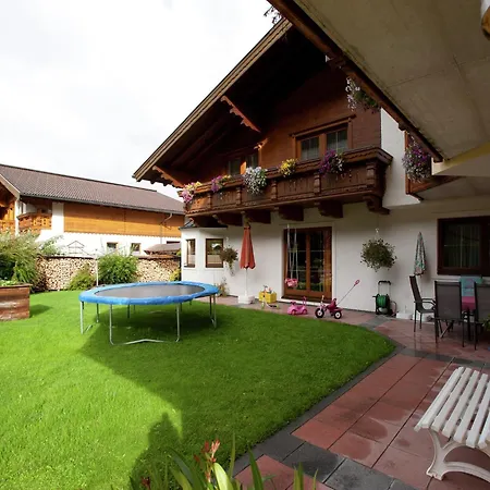 Apartment In Altenmarkt Near Ski Slopes * Altenmarkt im Pongau